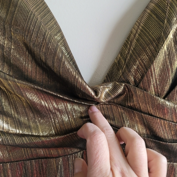 Ieena Mac Duggal, Metallic Faux Wrap Spaghetti Strap Gown, Bronze, Size 10, NWOT - Picture 8 of 11